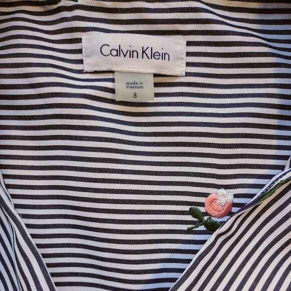 Calvin Klein Embroided Floral & Stripe Wrap Dress Hi-Low Hem Cottagecore Size 8 - Picture 8 of 8